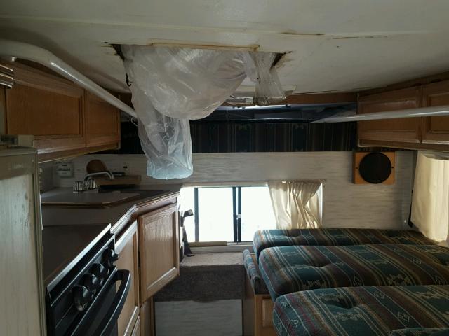 48609CL - 2003 HALL CAMPER WHITE photo 5