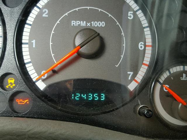 1J4GL48K36W242641 - 2006 JEEP LIBERTY SP TAN photo 8