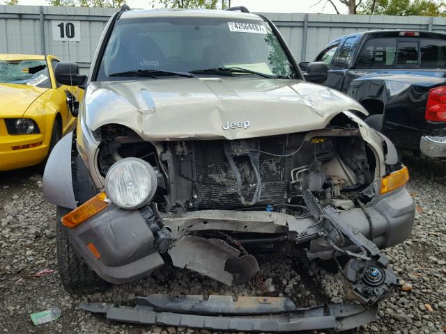 1J4GL48K36W242641 - 2006 JEEP LIBERTY SP TAN photo 9