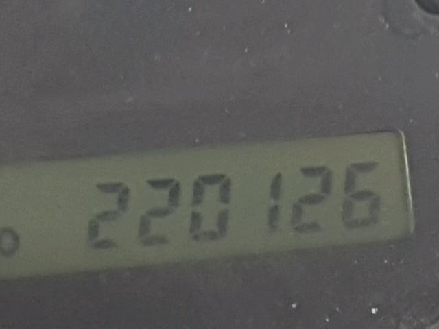 KL1TD62635B307123 - 2005 CHEVROLET AVEO BASE Czarny zdjęcie 8