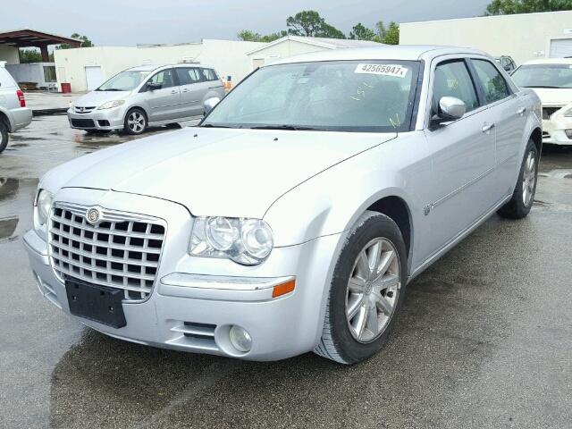 2C3KA63H07H835004 - 2007 CHRYSLER 300C SILVER photo 2