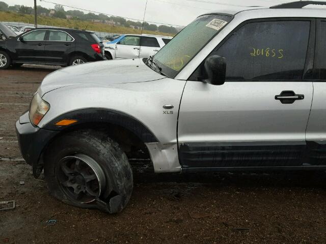 JA4MW31R82J006764 - 2002 MITSUBISHI MONTERO XL SILVER photo 9