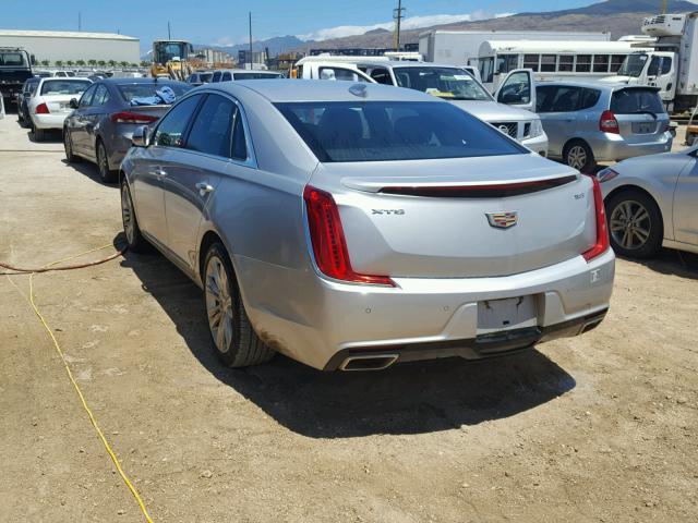 2G61M5S35J9130010 - 2018 CADILLAC XTS LUXURY SILVER photo 3