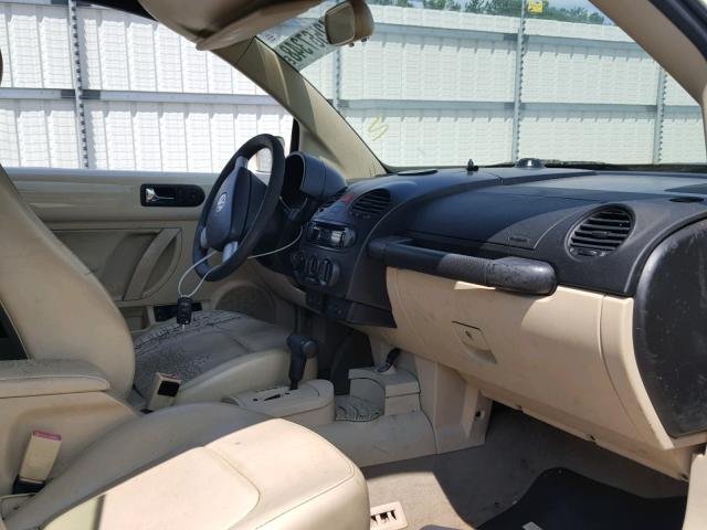 3VWCD31YX5M307118 - 2005 VOLKSWAGEN NEW BEETLE კრემისფერი ფოტო 5
