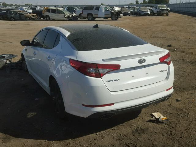 5XXGR4A62CG070536 - 2012 KIA OPTIMA SX WHITE photo 3