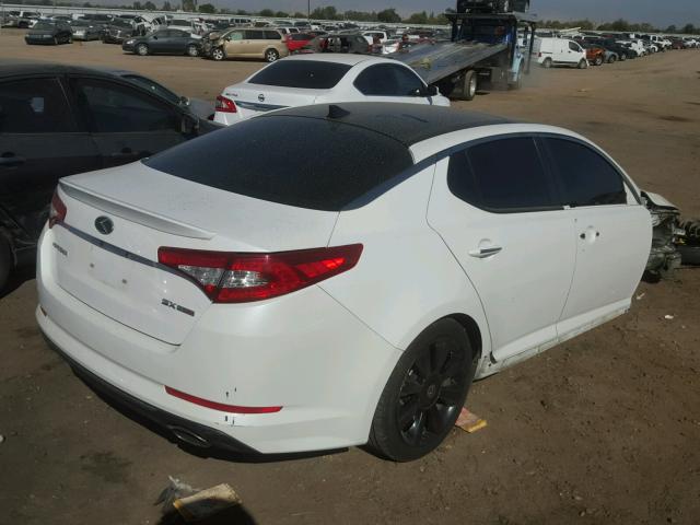 5XXGR4A62CG070536 - 2012 KIA OPTIMA SX WHITE photo 4