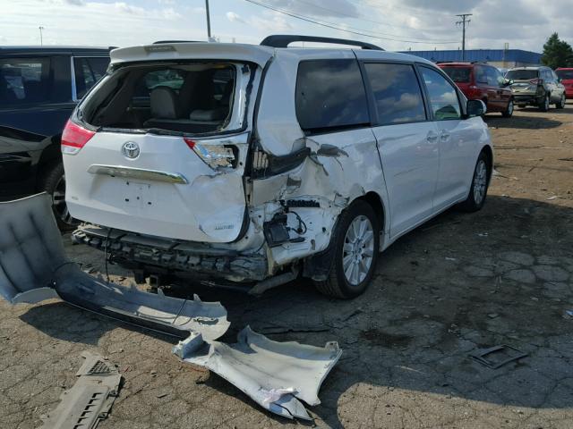 5TDYK3DC7ES489262 - 2014 TOYOTA SIENNA XLE WHITE photo 4