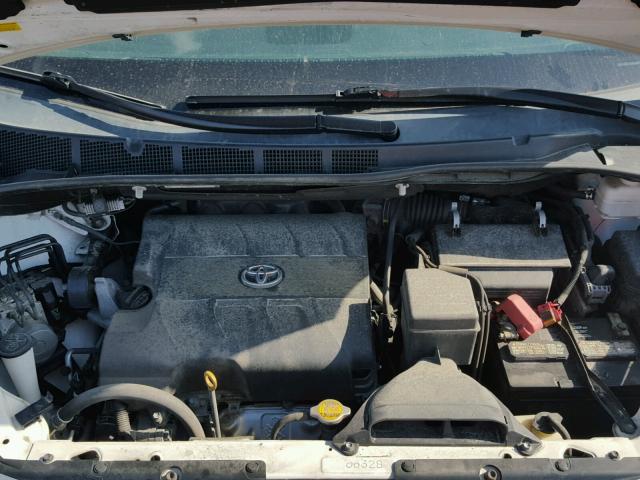 5TDYK3DC7ES489262 - 2014 TOYOTA SIENNA XLE WHITE photo 7