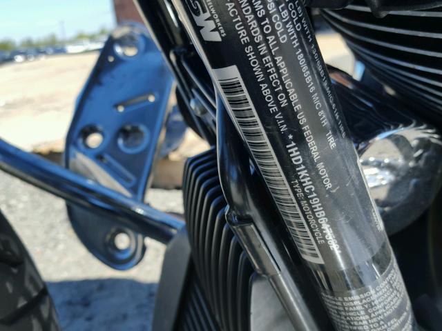 1HD1KHC19HB647562 - 2017 HARLEY-DAVIDSON FLTRX 黑色 照片 10