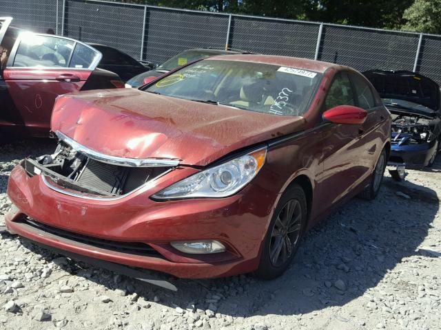 5NPEB4AC3DH753773 - 2013 HYUNDAI SONATA GLS RED photo 2