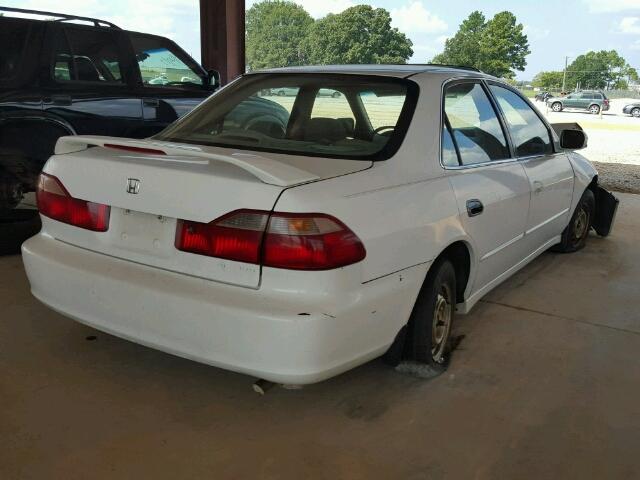 1HGCG5650YA118596 - 2000 HONDA ACCORD EX WHITE photo 4