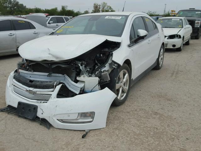 1G1RD6E49DU141067 - 2013 CHEVROLET VOLT WHITE photo 2