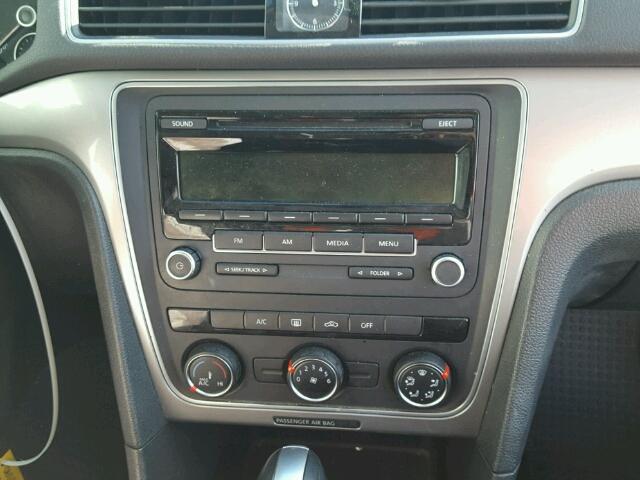 1VWAT7A38FC037590 - 2015 VOLKSWAGEN PASSAT S თეთრი ფოტო 9