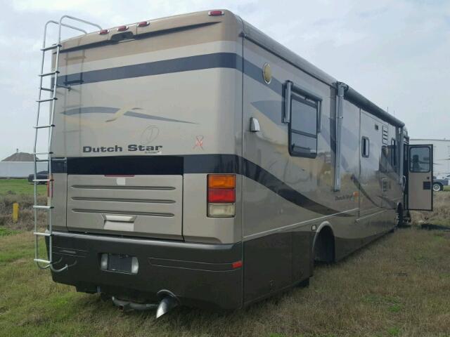 4UZABFAK74CM36782 - 2004 FREIGHTLINER CHASSIS X BROWN photo 4