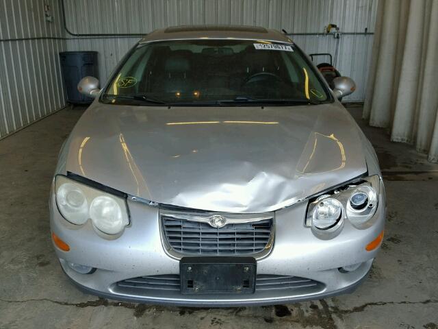 2C3HE76K23H520372 - 2003 CHRYSLER 300M SILVER photo 9