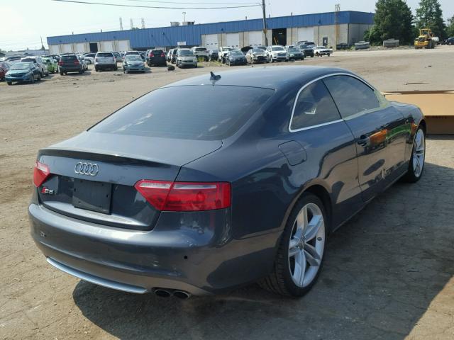 WAURV78T19A009861 - 2009 AUDI S5 QUATTRO GRAY photo 4