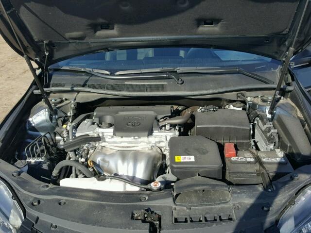 4T1BF1FK3HU770909 - 2017 TOYOTA CAMRY LE შავი ფოტო 7