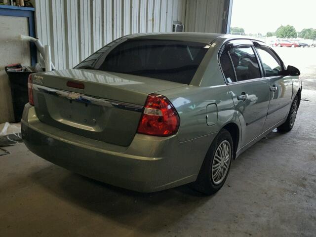 1G1ZS52F34F245046 - 2004 CHEVROLET MALIBU GREEN photo 4