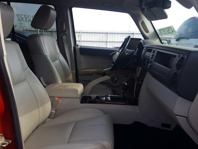 1J8HG58N06C175571 - 2006 JEEP COMMANDER RED photo 5