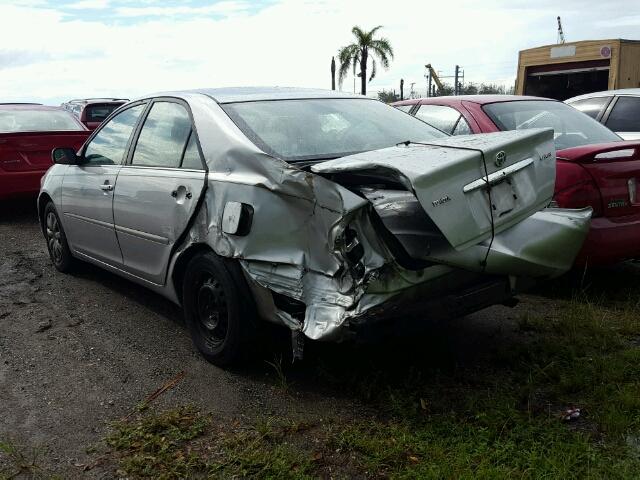 4T1BE32K96U144461 - 2006 TOYOTA CAMRY LE 银色 照片 3