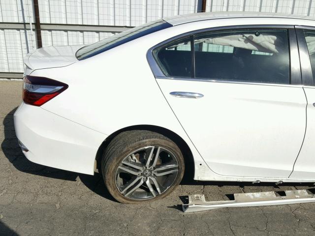 1HGCR2F50GA171080 - 2016 HONDA ACCORD SPO WHITE photo 9