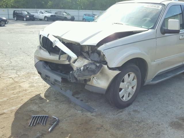 5LMEU68H54ZJ26825 - 2004 LINCOLN AVIATOR 米色 照片 9