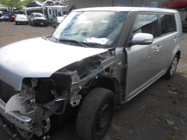 JTLZE4FE3EJ053803 - 2014 TOYOTA SCION XB 银色 照片 2