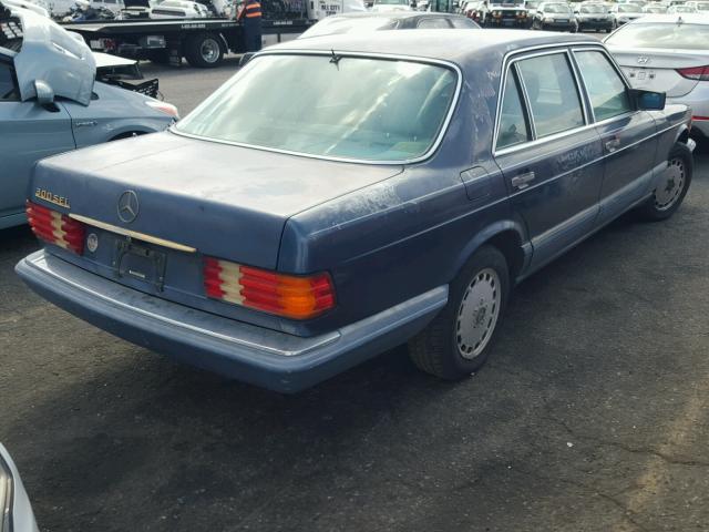 WDBCA25D1LA523624 - 1990 MERCEDES-BENZ 300 SEL BLUE photo 4