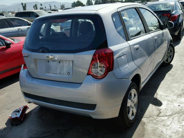 KL1TD6DE3AB109706 - 2010 CHEVROLET AVEO LS SILVER photo 4