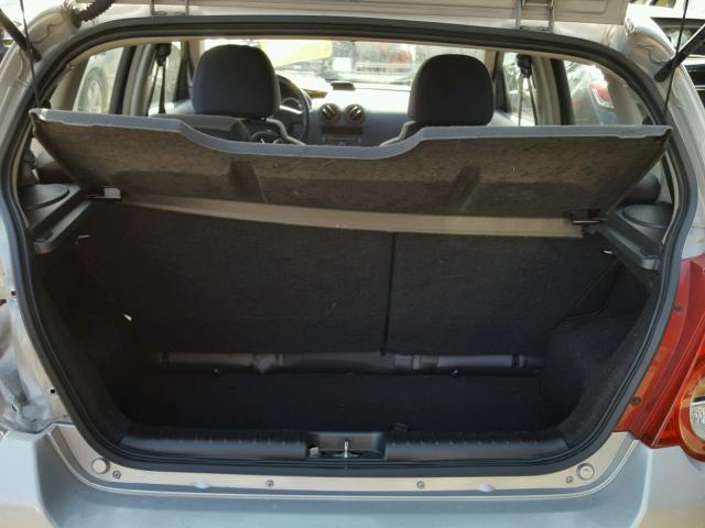 KL1TD6DE3AB109706 - 2010 CHEVROLET AVEO LS SILVER photo 9