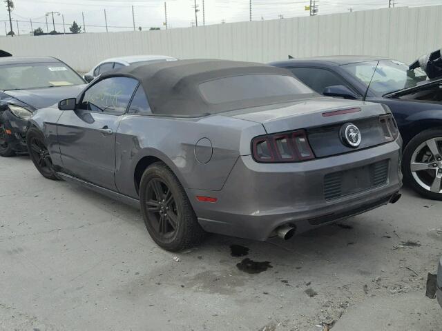 1ZVBP8EM0D5214197 - 2013 FORD MUSTANG GRAY photo 3