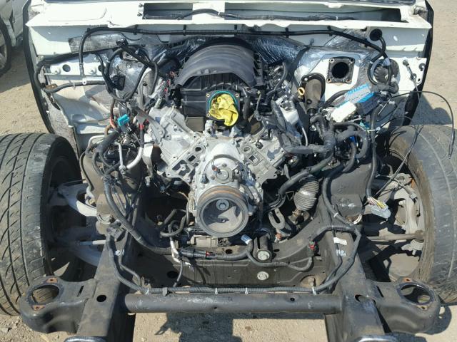 1GYS3HKJ2FR298716 - 2015 CADILLAC ESCALADE E WHITE photo 7