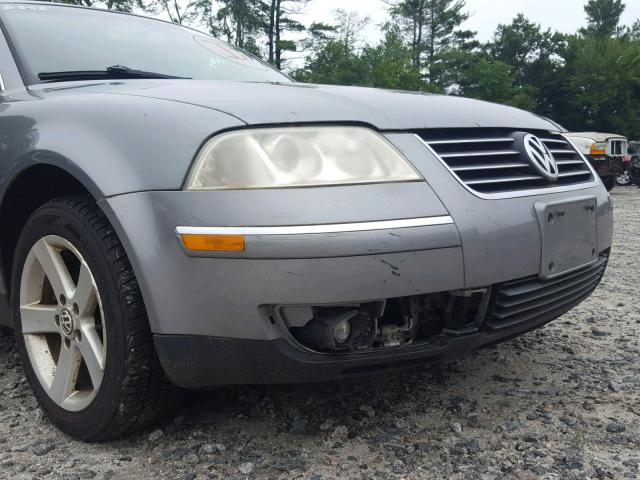 WVWRH63B94P244677 - 2004 VOLKSWAGEN PASSAT GLX SILVER photo 9