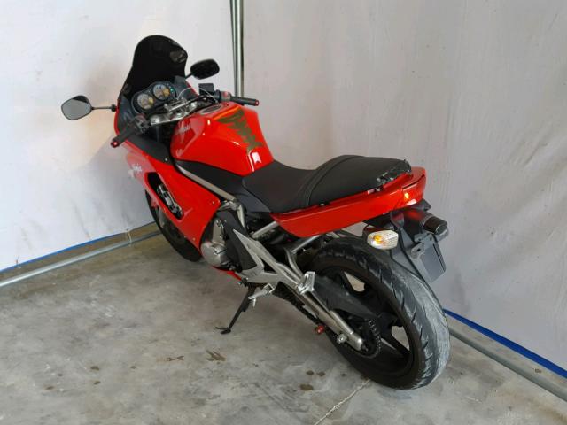 JKAEXEA197A023099 - 2007 KAWASAKI EX650 A Qırmızı foto 3