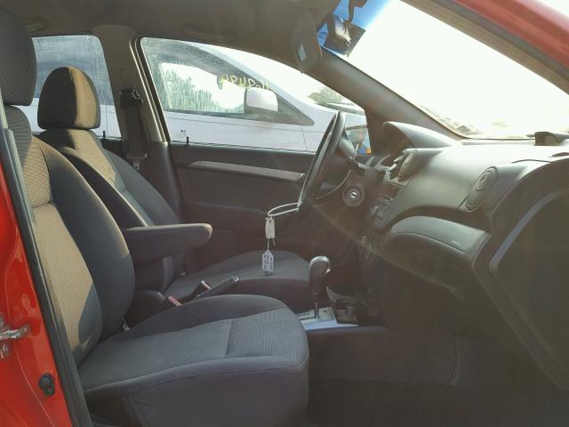 KL1TD5DE3BB136741 - 2011 CHEVROLET AVEO LS RED photo 5