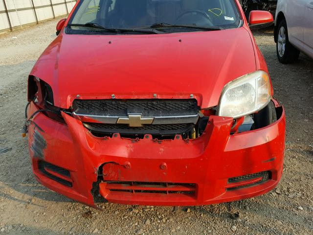 KL1TD5DE3BB136741 - 2011 CHEVROLET AVEO LS RED photo 9