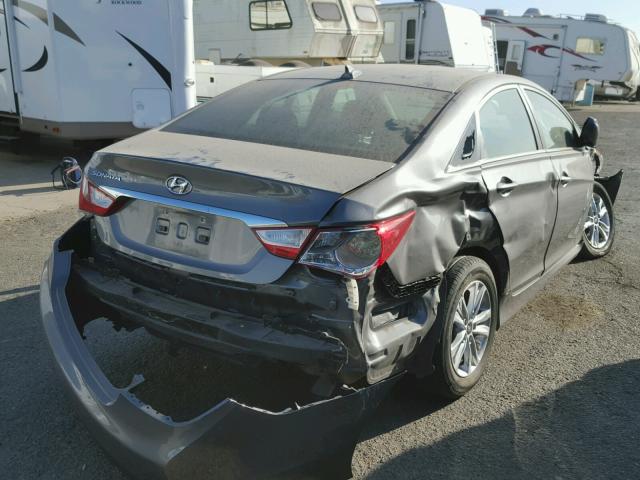 5NPEB4AC5EH904579 - 2014 HYUNDAI SONATA GRAY photo 4