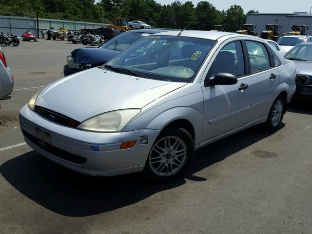 1FAFP3838YW430315 - 2000 FORD FOCUS ZTS SILVER photo 2