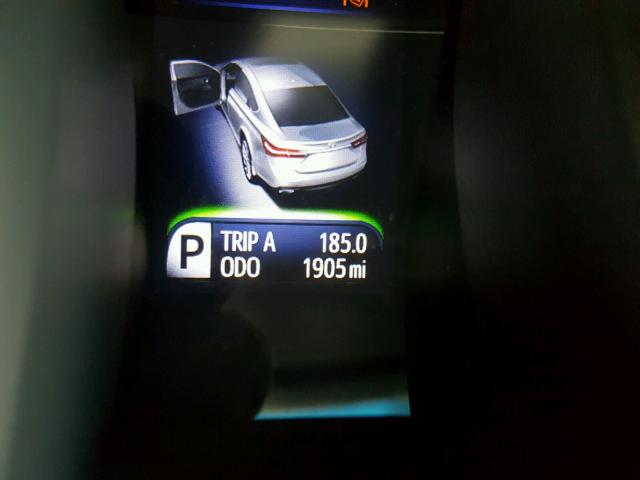 4T1BK1EB4JU288064 - 2018 TOYOTA AVALON XLE SILVER photo 8