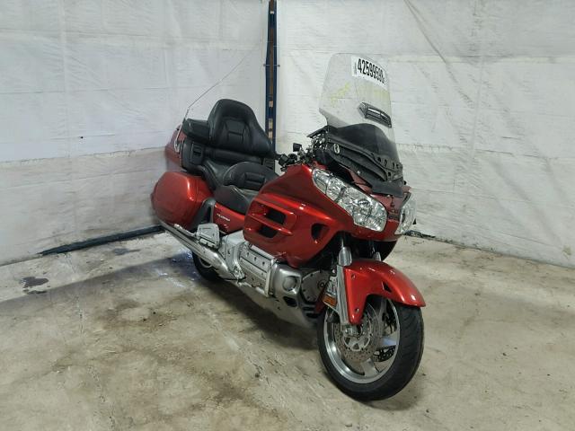 1HFSC47F18A709212 - 2008 HONDA GL1800 RED photo 1