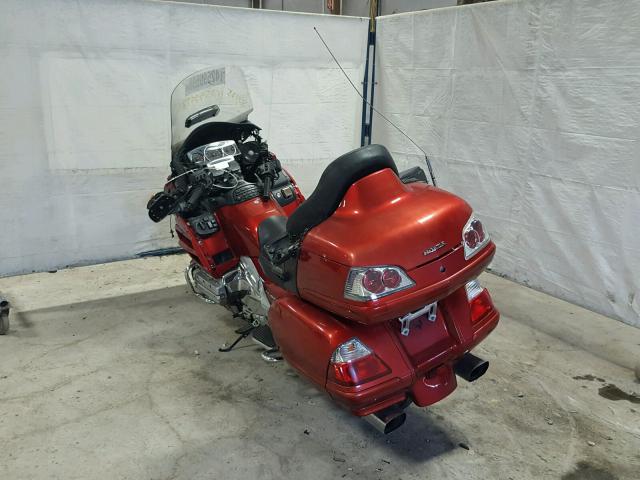 1HFSC47F18A709212 - 2008 HONDA GL1800 RED photo 3