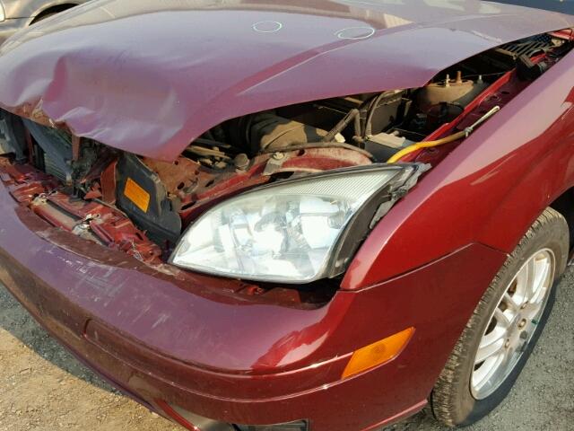 1FAHP36N27W144441 - 2007 FORD FOCUS ZXW RED photo 9