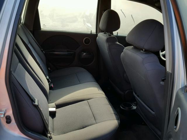 KL1TD66648B084492 - 2008 CHEVROLET AVEO BASE Srebrny zdjęcie 6