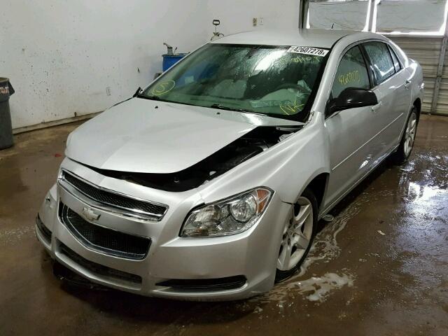 1G1ZB5E17BF206411 - 2011 CHEVROLET MALIBU LS Gümüş foto 2