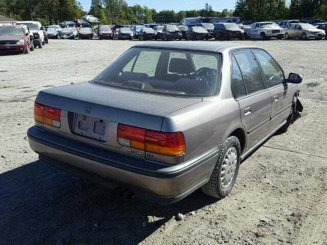 1HGCB7650PA120986 - 1993 HONDA ACCORD BROWN photo 4