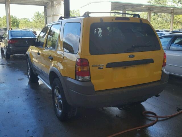 1FMYU03121KE56935 - 2001 FORD ESCAPE YELLOW photo 3