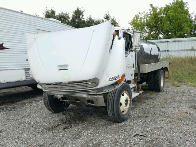 2FZACFCT94AN26113 - 2004 STERLING TRUCK ACTERRA WHITE photo 2