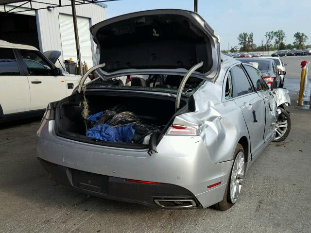 3LN6L2G95GR611990 - 2016 LINCOLN MKZ SILVER photo 4