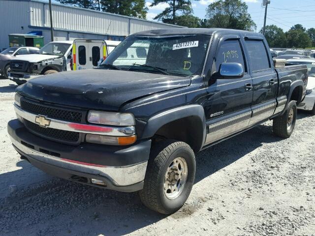 1GCHK23U32F107521 - 2002 CHEVROLET SILVERADO BLACK photo 2