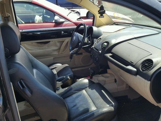 3VWCC21C7XM473102 - 1999 VOLKSWAGEN NEW BEETLE Qara foto 5